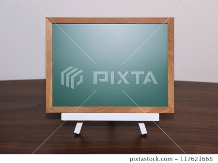 Mini Blackboard 117621668
