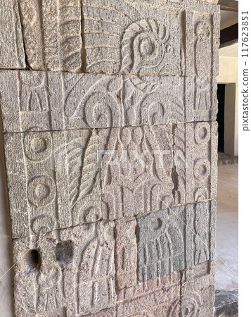 Palace of Quetzalpalotl, Teotihuacan ruins, Mexico Palace of Quetzalpalotl, Teotihuacan ruins, Mexico 117623851