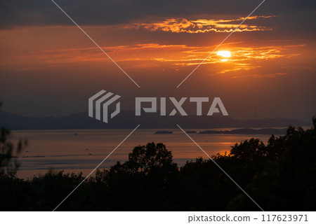 Sunset seen from Yuuhigaoka 117623971