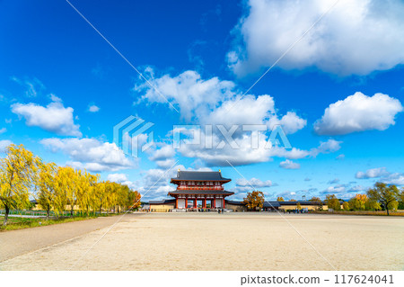 [Nara Prefecture] The Suzaku Gate of Heijo Palace under a dynamic blue sky 117624041