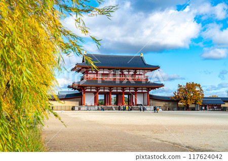 [Nara Prefecture] The Suzaku Gate of Heijo Palace under a dynamic blue sky 117624042