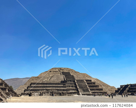 Teotihuacan ruins, Mexico: Avenue of the Dead and Pyramid of the Moon Teotihuacan ruins, Mexico: Avenue of the Dead and Pyramid of the Moon 117624084