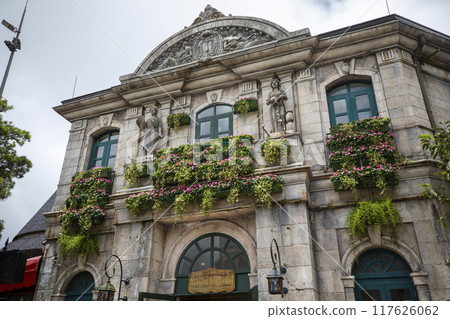 This is a beautiful view of Bana Hills Theme Park, a famous tourist attraction in Vietnam. This is a beautiful view of Bana Hills Theme Park, a famous tourist attraction in Vietnam. 117626062