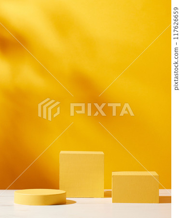 yellow painted cubes 117626659