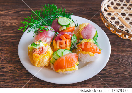 Colorful temari sushi 117629984