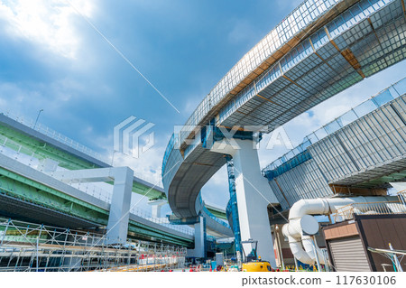 大阪市北區阪神高速公路淀川左岸線、江老樞紐站興建中 大阪市北區阪神高速公路淀川左岸線、江老樞紐站興建中 117630106