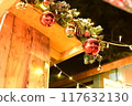 Beautiful ornaments at the Christmas market 117632130