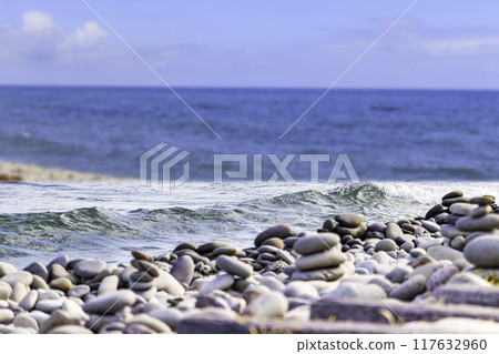 Nakiishi 海灘海岸和衝浪者 117632960