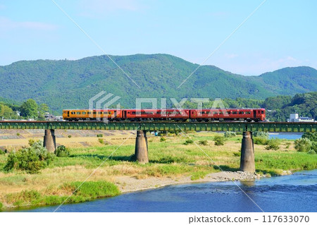 The story of the Iyonada Express crossing the Hijikawa River - Dogo edition The story of the Iyonada Express crossing the Hijikawa River - Dogo edition 117633070