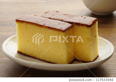 Castella Castella 117633948