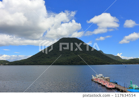 Early summer, Lake Haruna, Mount Haruna, Mount Haruna Fuji, Gunma 117634554