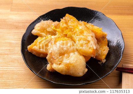 Pumpkin tempura 117635313