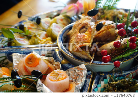 New Year's hors d'oeuvre 117640768