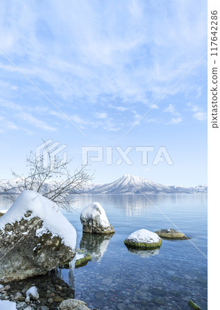Lake Shikotsu and Mount Eniwa in winter, Chitose City 117642286