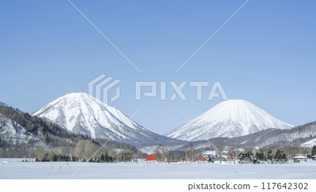 Winter ranch 16:9 Mt. Shiribetsu (left) Mt. Yotei (right) Kimobetsu Town Winter ranch 16:9 Mt. Shiribetsu (left) Mt. Yotei (right) Kimobetsu Town 117642302