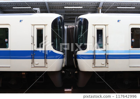 [Semboku Rapid Railway] 7020 series + 7000 series (Nankai Koya Line: Sakaihigashi Station) 117642996