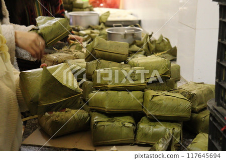 Vietnamese New Year dish Banh Chung 117645694
