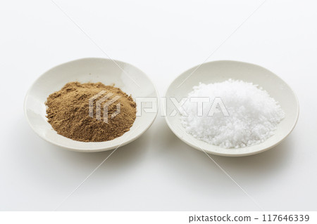 鹽和胡椒 鹽和胡椒 117646339