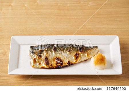 與鹽的烤鯖魚 117646500