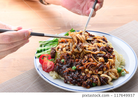 韓料理炸醬麵 117649937