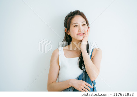 年輕女子的美麗形象 117651958