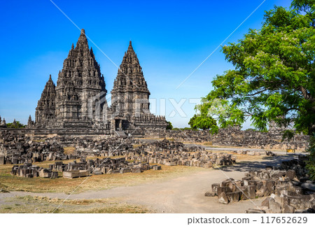 Prambanan Temple is the largest hindu temple compound dedicated to Shiva in yogyakarta, Indonesia. 117652629