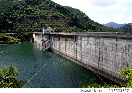 佐賀縣鹿島市中木庭水壩風景 佐賀縣鹿島市中木庭水壩風景 117653837