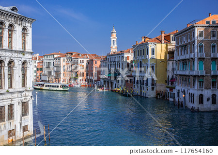 Venice 117654160