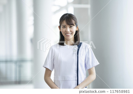 微笑護士醫務工作者形象 117658981