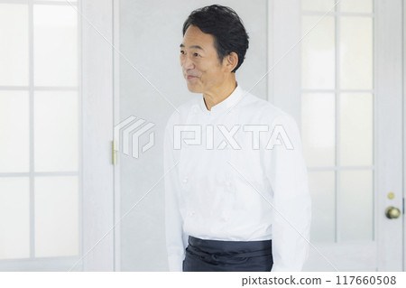 老闆/廚師 中年男子 117660508