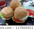 burgers 117660921