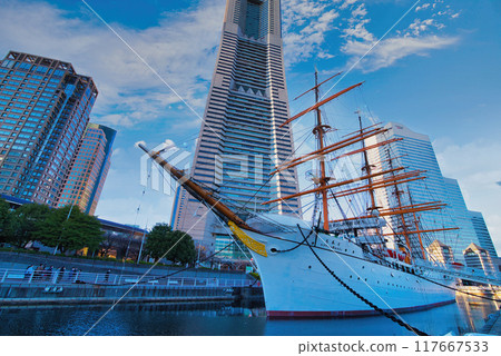 Scenery of Minato Mirai with a clear blue sky, Nippon Maru, sailing ship, Kanagawa, Yokohama Minato Mirai, Nippon Maru Memorial Park 117667533