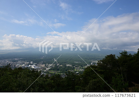 Mount Fuji in the clouds, from Tenjoyama Park Mount Fuji in the clouds, from Tenjoyama Park 117673621