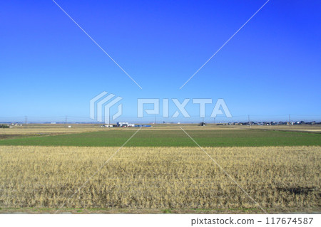 JR 東日本成田線從成田站到佐原站的列車車窗和車站景觀（2022 年冬季） 117674587