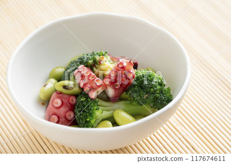 Octopus and broccoli with basil sauce 117674611