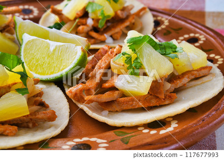 Tacos al Pastor（墨西哥菜） 117677993