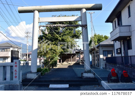 沼津市、東海道原宿東木戶（見附）遺址附近的神明神社 117678037