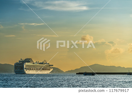 Cruise ship departs from Nagasaki Port: Diamond Princess from the Island of the Gods [Nagasaki City] 117679917