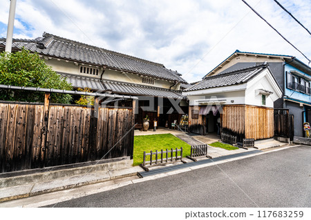【傳統建築群重要保護區】大阪府敦田林市寺內町敦田林原田中宅邸 117683259