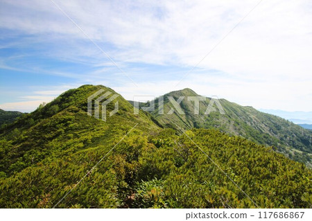 White sandy mountain White sandy mountain 117686867