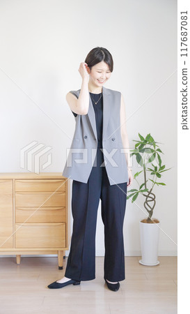 Women's summer clothes autumn clothes fashion coordination whole body (vertical) 117687081