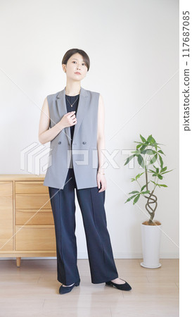 Women's summer clothes autumn clothes fashion coordination whole body (vertical) Women's summer clothes autumn clothes fashion coordination whole body (vertical) 117687085