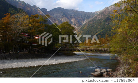 上高地的夜晚 117692004