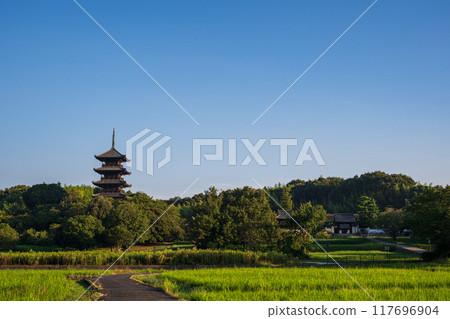 Japan's old and very beautiful building Japan's old and very beautiful building 117696904