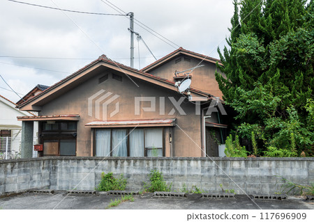 日本古老而美麗的建築 日本古老而美麗的建築 117696909