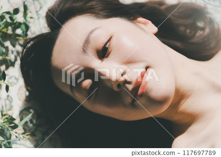 female, lady, woman 117697789