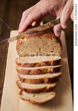 Slice the rye bread Slice the rye bread 117698162