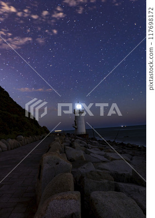 燈塔和星軌 燈塔和星軌 117698172