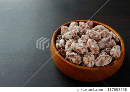 Candied almonds Candied almonds 117698568