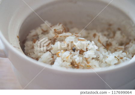 Earthenware pot rice ~Chirimen Sansho~ Earthenware pot rice ~Chirimen Sansho~ 117699064